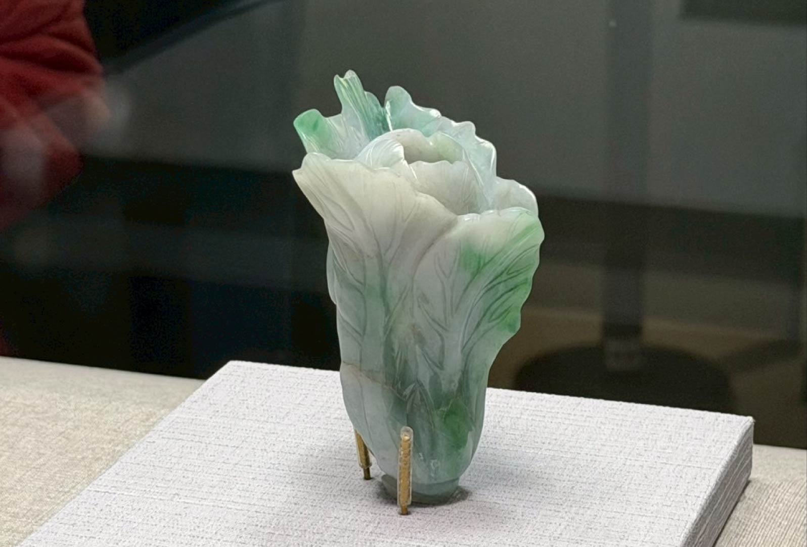 清代服飾展覧 図録 台北故宮博物院 中国美術 91Zmx4es0iL.jpg